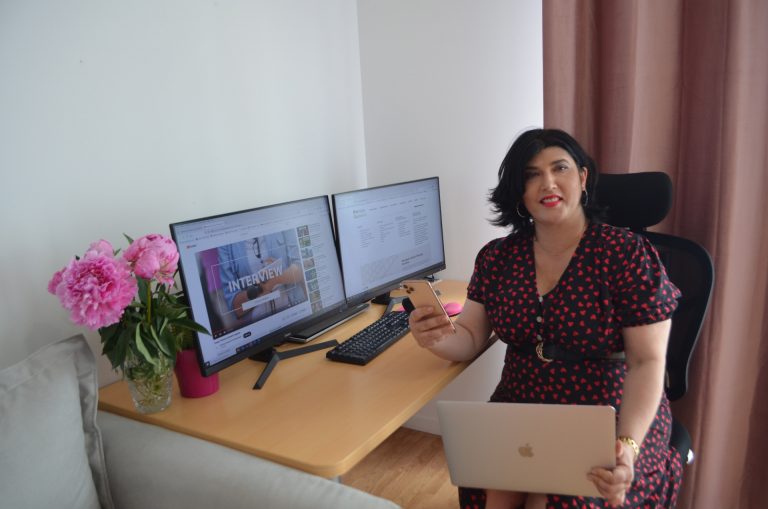 Patricia Carneiro Communication